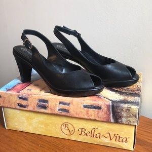 NEW Bella~Vita black open-toe slingback size 7
